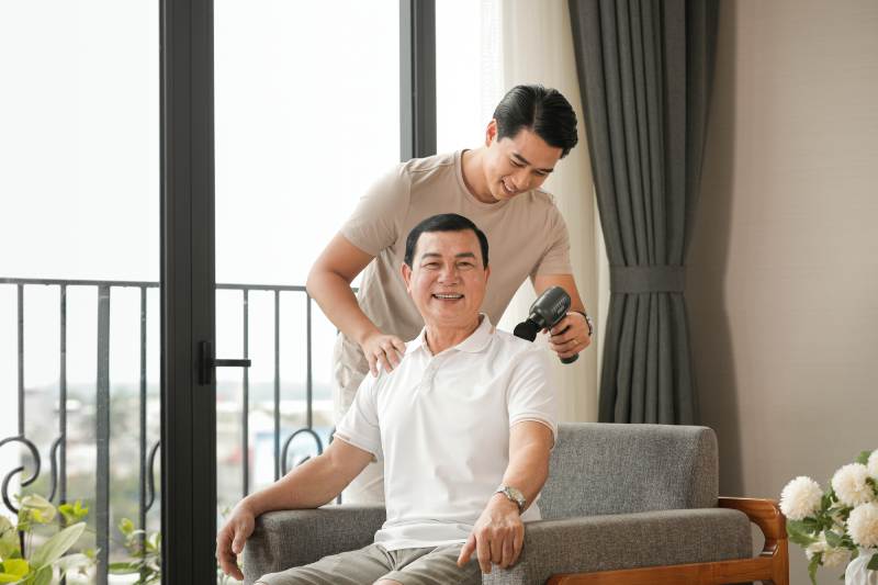Máy massage cổ vai gáy cầm tay