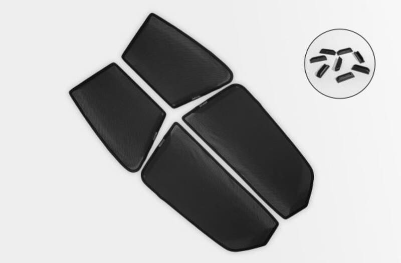 Bộ rèm che nắng ô tô Ford Focus gồm 4 tấm và miếng nhựa giữ rèm