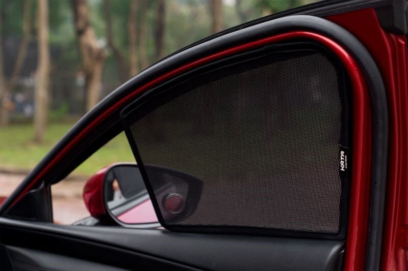 Rèm che nắng ô tô KATA thiết kế vừa khít kính xe
