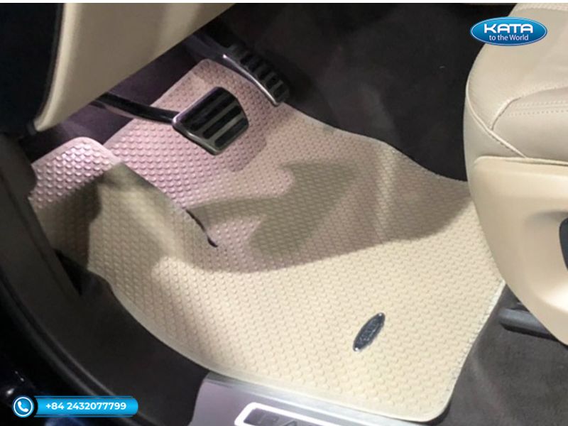 Thảm lót sàn ô tô Land Rover Discovery 2.0 SE 2024 màu đen ghế lái 