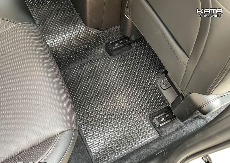 Thảm lót sàn ô tô Mazda CX-30 2024 màu đen ghế hàng 2