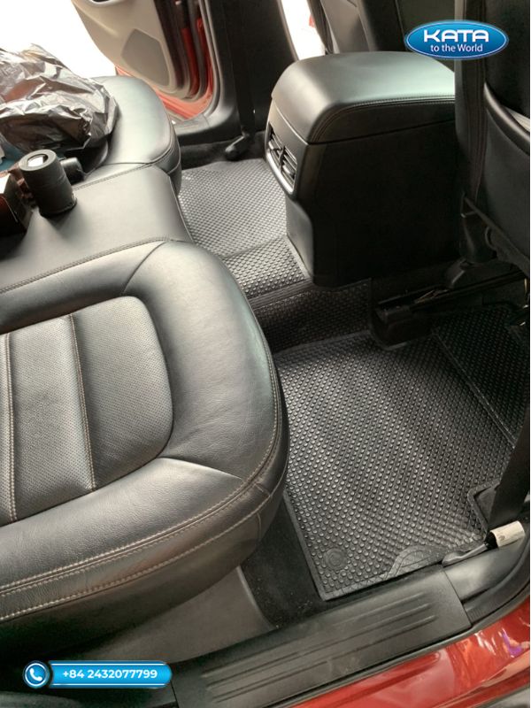 Thảm lót sàn ô tô Mazda CX-5 màu đen ghế hàng 2 