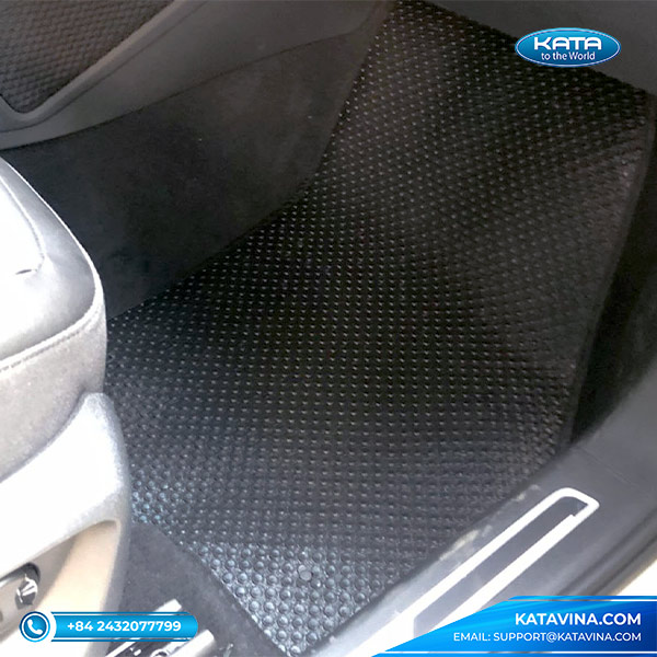 Thảm lót sàn ô tô Volkswagen Teramont 2024 màu đen ghế phụ 