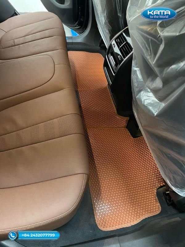 Thảm lót sàn ô tô BMW X6 màu da bò ghế hàng 2